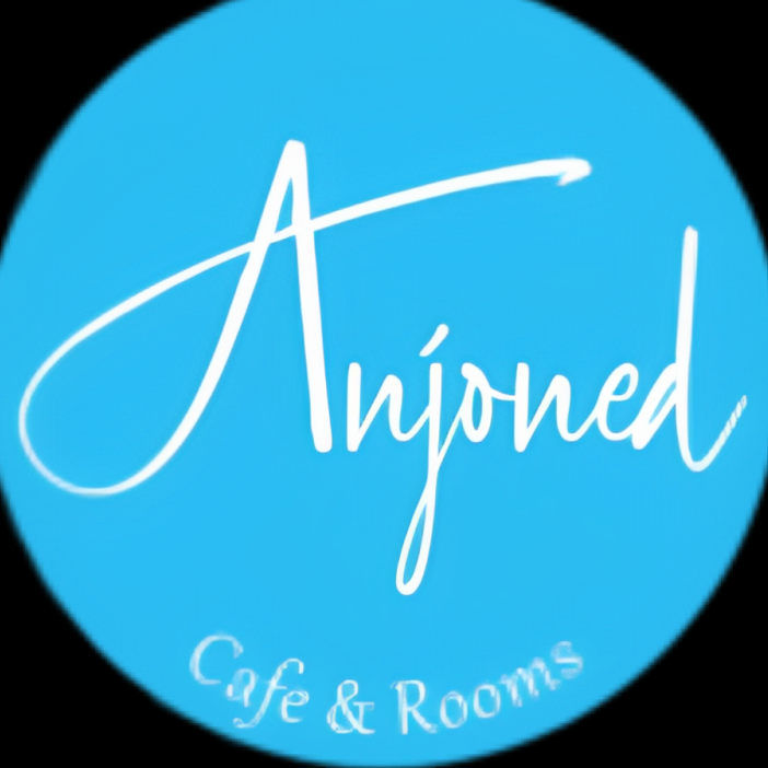 Anjoned Hostel And Cafe